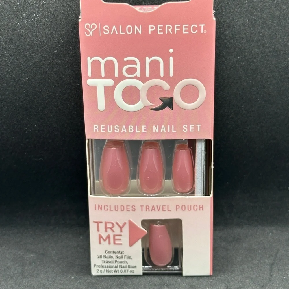 NIB Salon Perfect Mani To Go Reusable Coffin Press On Nails Kit Dusty Pink